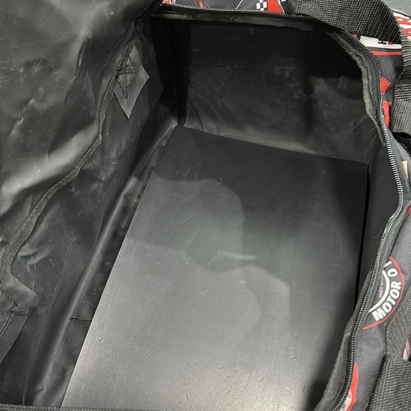 Harley-Davidson Vintage Pattern Duffle Bag - Picture 11 of 11